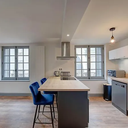 Apartment Le Voltaire / Colbert - Bord De Loire