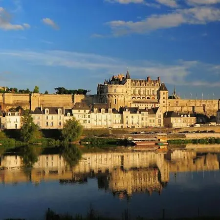 Le Voltaire / Colbert - Bord De Loire
