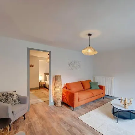 Le Voltaire / Colbert - Bord De Loire Apartment