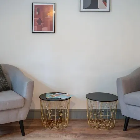 Le Voltaire / Colbert - Bord De Loire Apartment